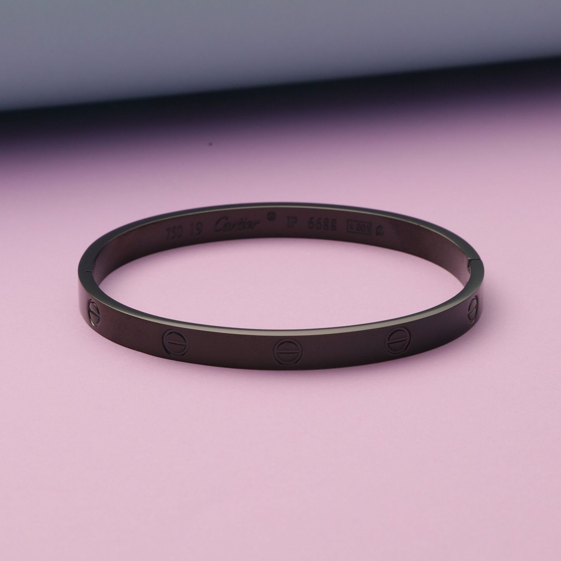 Cartier Kelepçe Sade (Elips) İç Çap 6cmSiyah